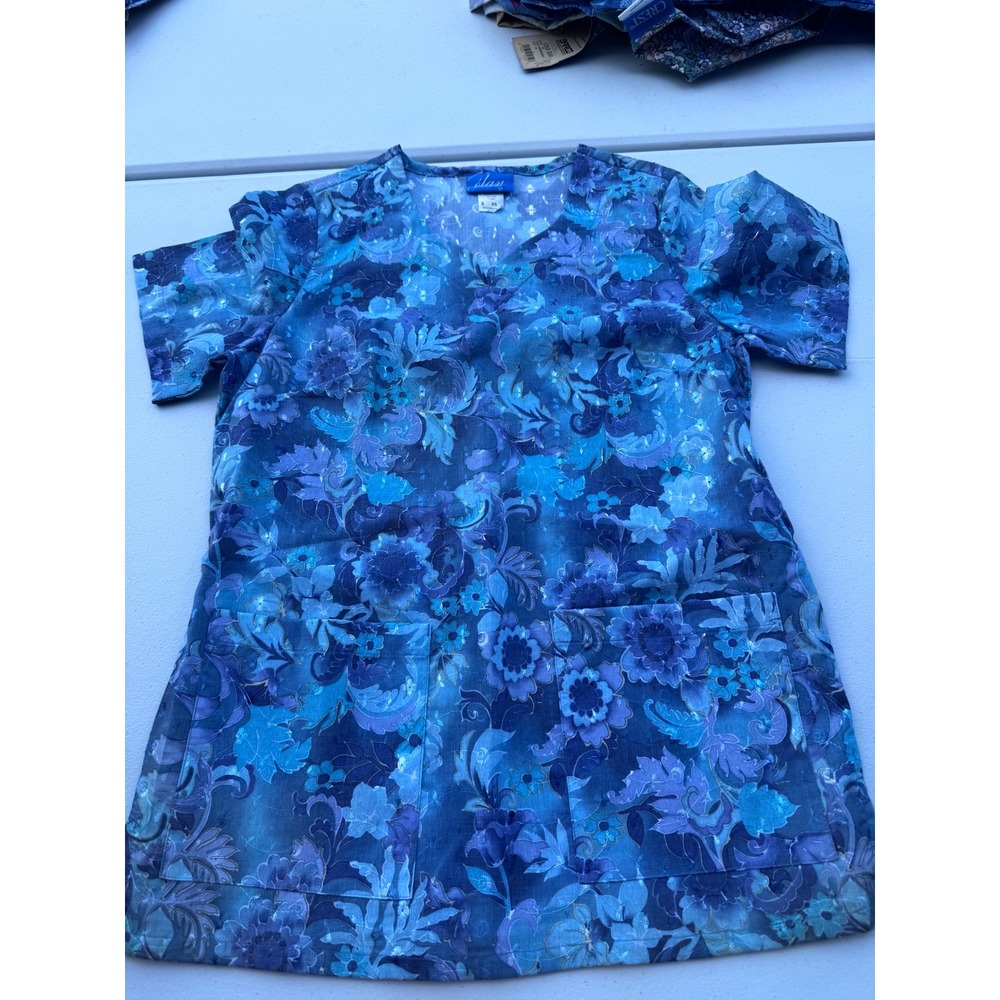 Barco Elan Blue Floral Embroidered Scrub Top V-Neck Medical Uniform 7165 XS NEW